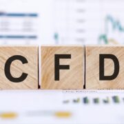 The Psychology of Professional CFD Trading: Staying Ahead of Market Sentiment CFD Trading